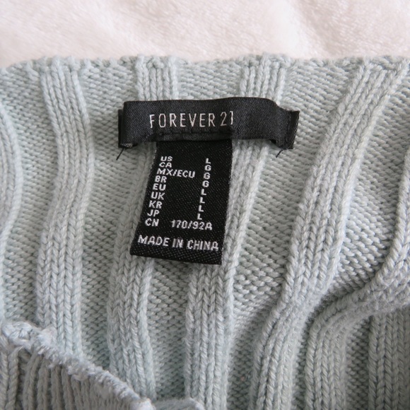 Forever 21 knitted crop top 💋 - Picture 5 of 5